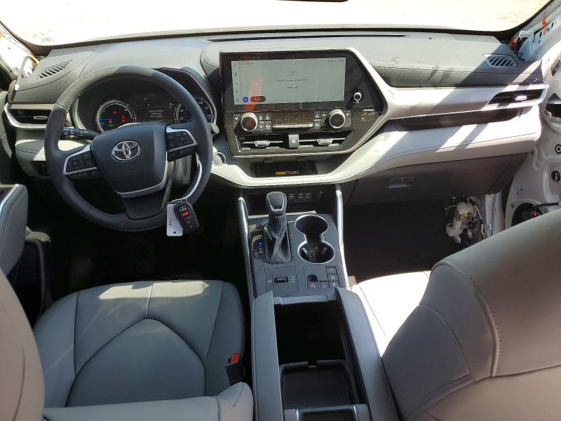 Продаж на аукціоні авто 2026 Toyota Highlander Hybrid, vin: 5TDKBRCH6TS699452, номер лоту: 63411396