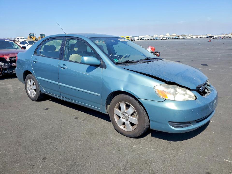 64836376 :رقم المزاد ، 1NXBR30E45Z421985 vin ، 2005 Toyota Corolla مزاد بيع