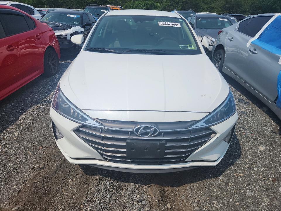 2020 Hyundai Elantra მანქანა იყიდება აუქციონზე, vin: 5NPD74LF6LH616653, აუქციონის ნომერი: 63832506