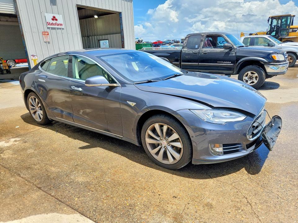 Aukcja sprzedaży 2014 Tesla Model S, vin: 5YJSA1H15EFP62239, numer aukcji: 64623526