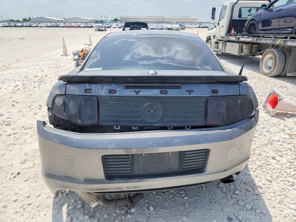 64134656 :رقم المزاد ، 1ZVBP8CF3B5122390 vin ، 2011 Ford Mustang مزاد بيع