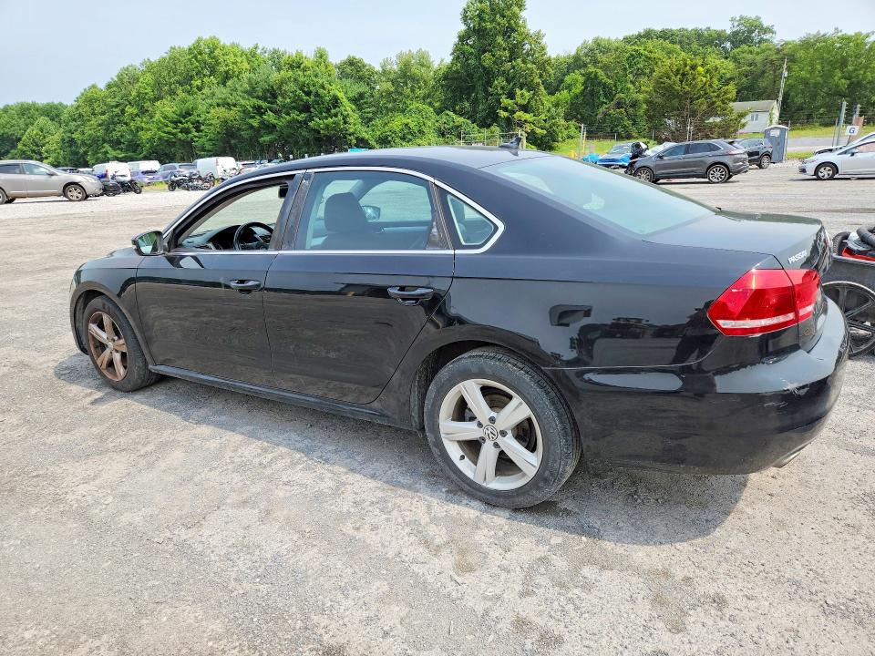 64622946 :رقم المزاد ، 1VWBP7A31DC080464 vin ، 2013 Volkswagen Passat مزاد بيع