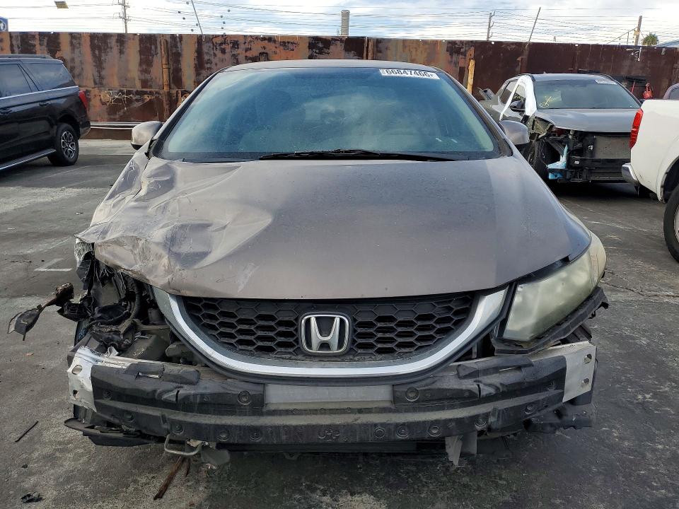 2013 Honda Civic მანქანა იყიდება აუქციონზე, vin: 2HGFB2F54DH547326, აუქციონის ნომერი: 66847466