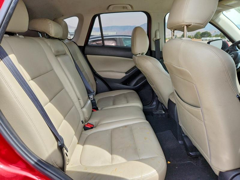 64729606 :رقم المزاد ، JM3KE2CY8F0528134 vin ، 2015 Mazda Cx-5 مزاد بيع