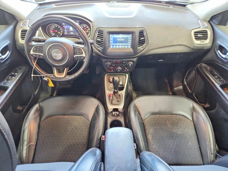 64388646 :رقم المزاد ، 3C4NJDBB1JT479915 vin ، 2018 Jeep Compass مزاد بيع