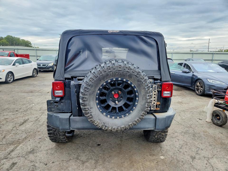 66048036 :رقم المزاد ، 1C4AJWAGXFL698012 vin ، 2015 Jeep Wrangler مزاد بيع