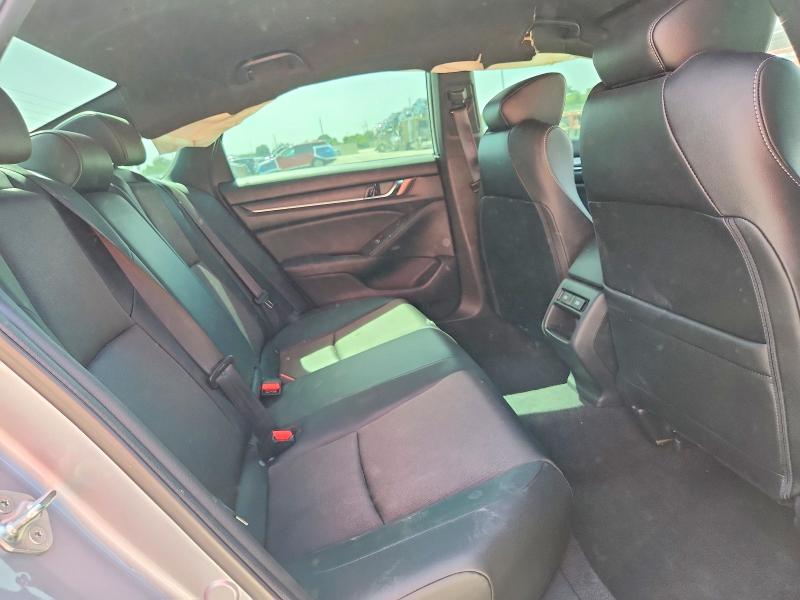 63309036 :رقم المزاد ، 1HGCV1F30NA104903 vin ، 2022 Honda Accord مزاد بيع