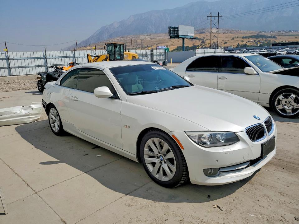 2013 Bmw 328 მანქანა იყიდება აუქციონზე, vin: WBADW3C56DJ527191, აუქციონის ნომერი: 64132696