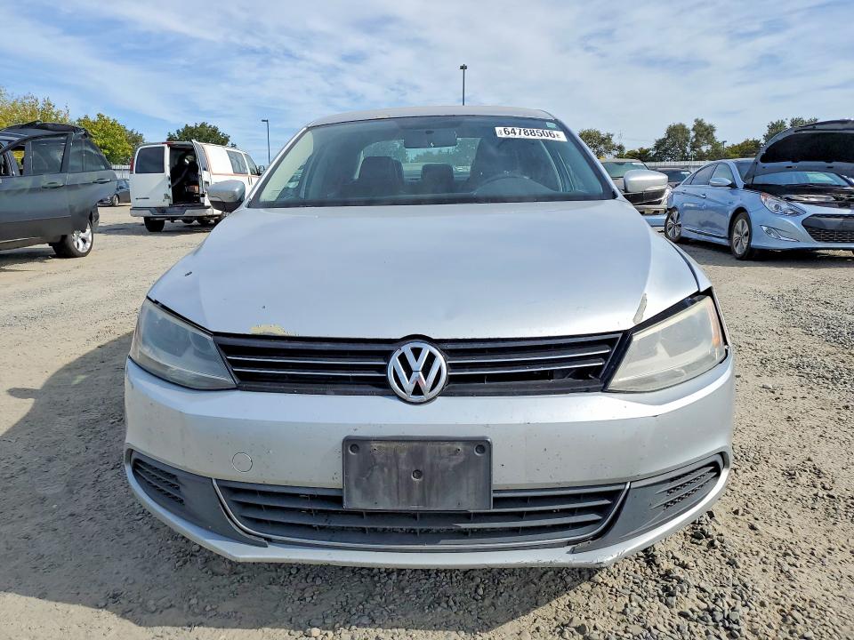 Продажа на аукционе авто 2013 Volkswagen Jetta, vin: 3VWDP7AJ2DM370427, номер лота: 64788506