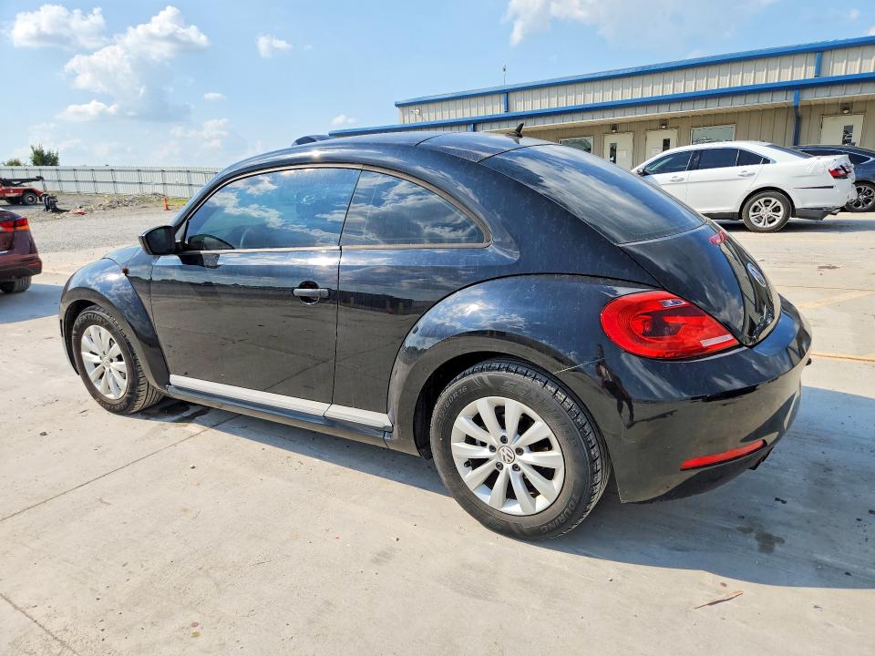 2015 Volkswagen Beetle მანქანა იყიდება აუქციონზე, vin: 3VWF17AT6FM655565, აუქციონის ნომერი: 67142446