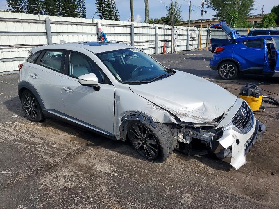 66113706 :رقم المزاد ، JM1DKDD77H0149687 vin ، 2017 Mazda Cx-3 مزاد بيع