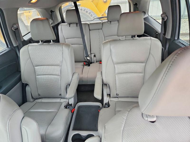 63584436 :رقم المزاد ، 5FNYF6H04HB062085 vin ، 2017 Honda Pilot مزاد بيع