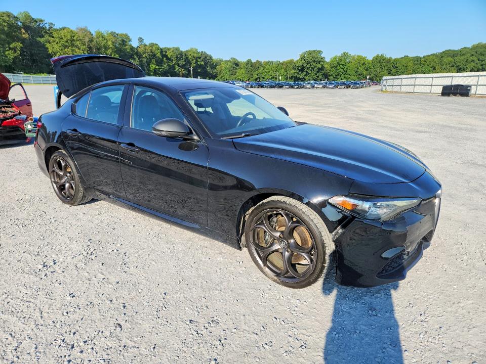 Продаж на аукціоні авто 2018 Alfa Romeo Giulia, vin: ZARFAEEN5J7597816, номер лоту: 67301076