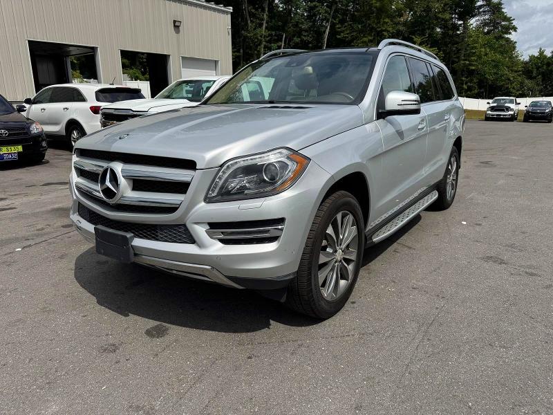 65861846 :رقم المزاد ، 4JGDF6EE5FA497469 vin ، 2015 Mercedes-benz Gl مزاد بيع