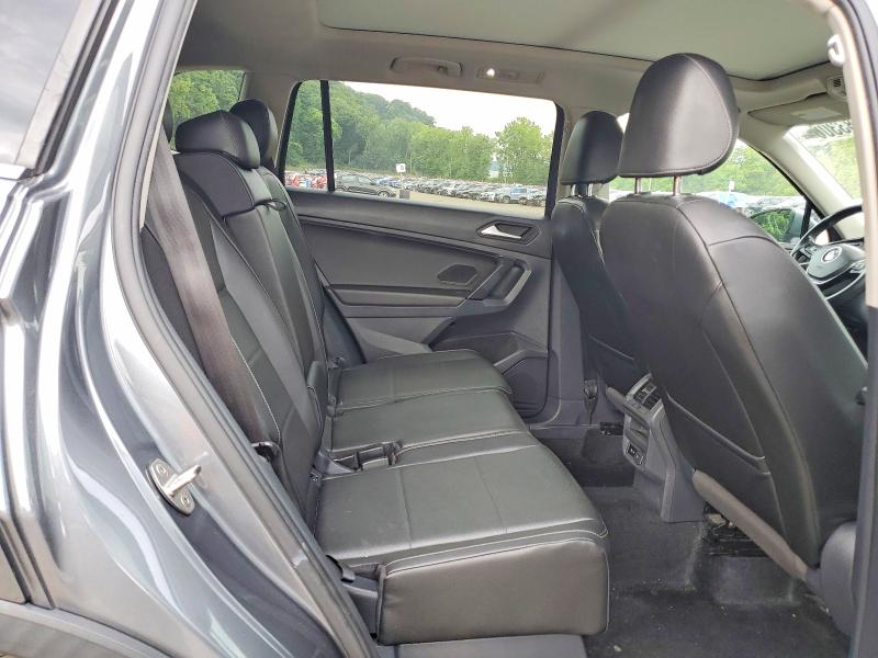 64383306 :رقم المزاد ، 3VV2B7AX4KM005128 vin ، 2019 Volkswagen Tiguan مزاد بيع