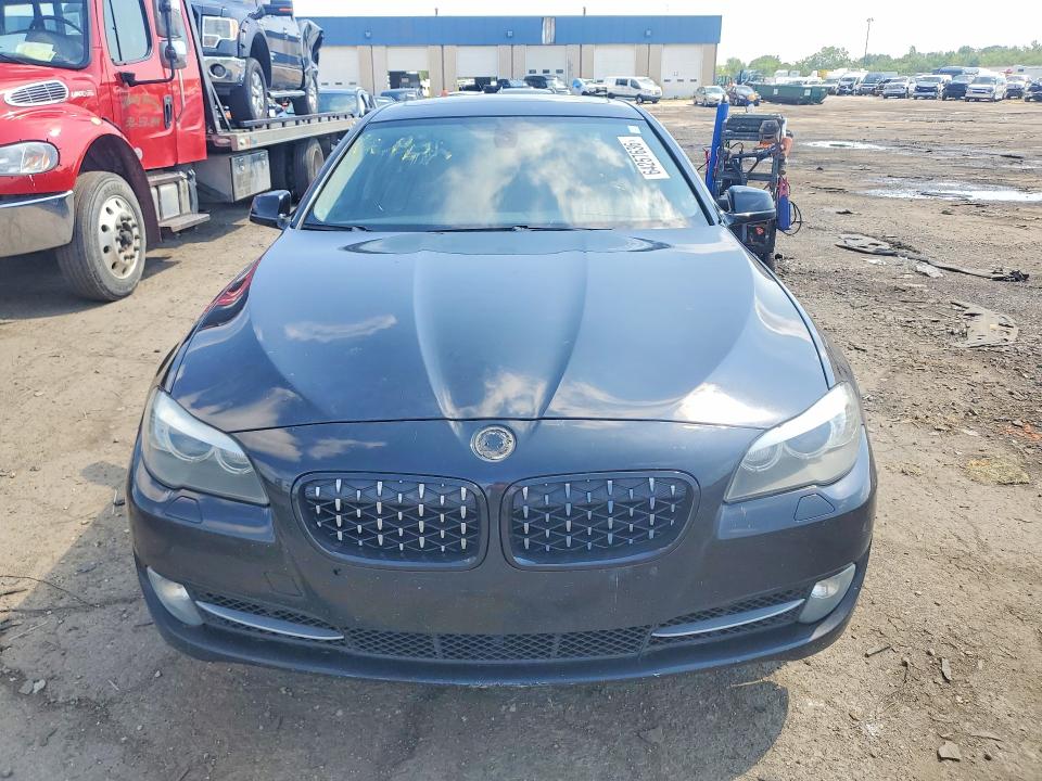 2011 Bmw 535 მანქანა იყიდება აუქციონზე, vin: WBAFU7C59BC878183, აუქციონის ნომერი: 64257636