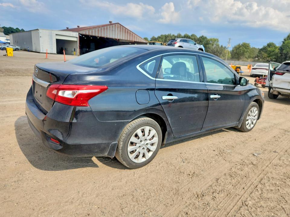 Продажа на аукционе авто 2016 Nissan Sentra, vin: 3N1AB7AP6GY331025, номер лота: 63694166