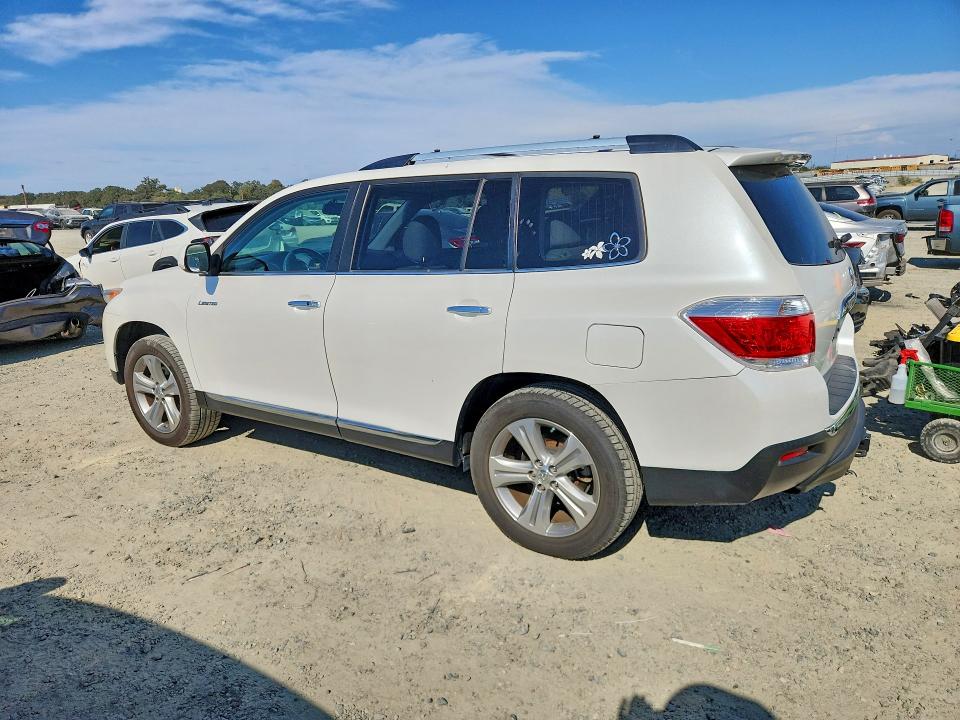 64988816 :رقم المزاد ، 5TDDK3EH9DS221935 vin ، 2013 Toyota Highlander مزاد بيع