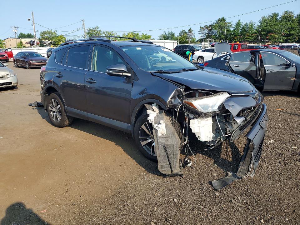 64418706 :رقم المزاد ، JTMRFREV3HJ125093 vin ، 2017 Toyota Rav4 مزاد بيع