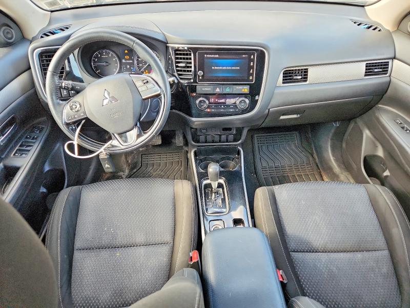 65858806 :رقم المزاد ، JA4AZ3A36JZ045259 vin ، 2018 Mitsubishi Outlander مزاد بيع