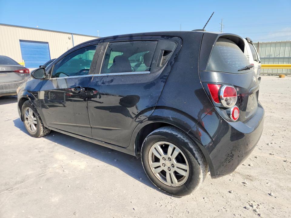 65269376 :رقم المزاد ، 1G1JC6SH4F4187268 vin ، 2015 Chevrolet Sonic مزاد بيع