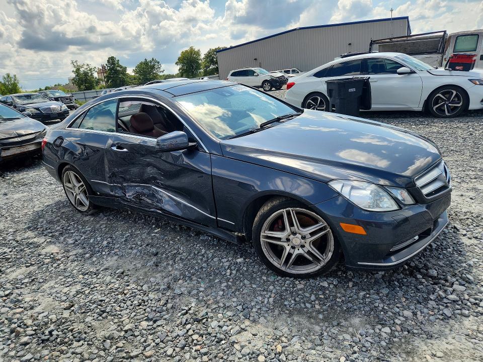 64248066 :رقم المزاد ، WDDKJ5KB8DF201137 vin ، 2013 Mercedes-benz E مزاد بيع