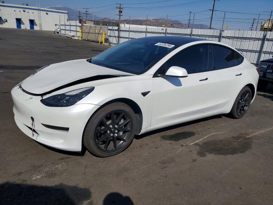 Продажа на аукционе авто 2021 Tesla Model 3, vin: 5YJ3E1EA4MF069044, номер лота: 64330396