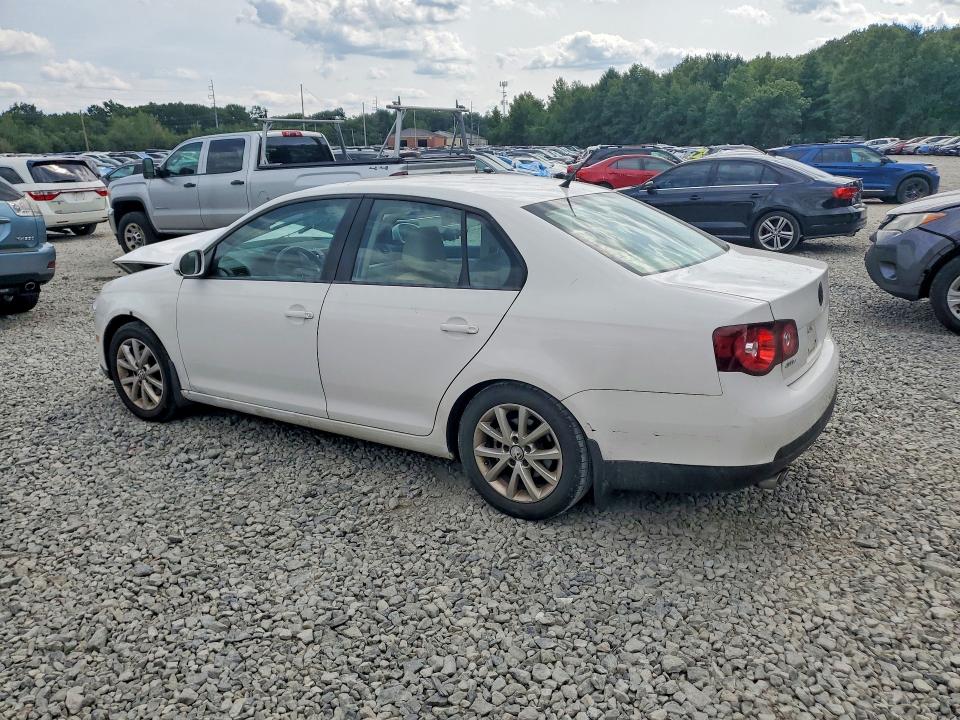 Продажа на аукционе авто 2010 Volkswagen Jetta, vin: 3VWRZ7AJXAM164753, номер лота: 64372146
