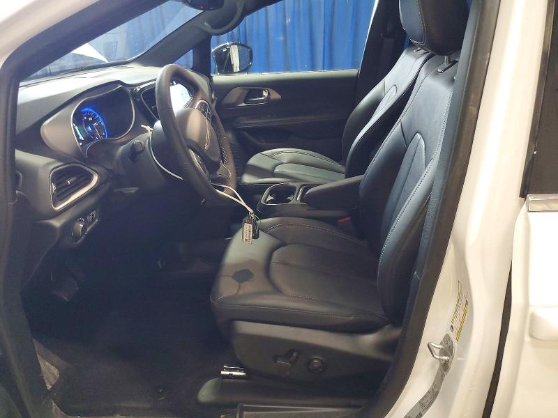 65521396 :رقم المزاد ، 2C4RC1BG3VR577164 vin ، 2027 Chrysler Pacifica مزاد بيع