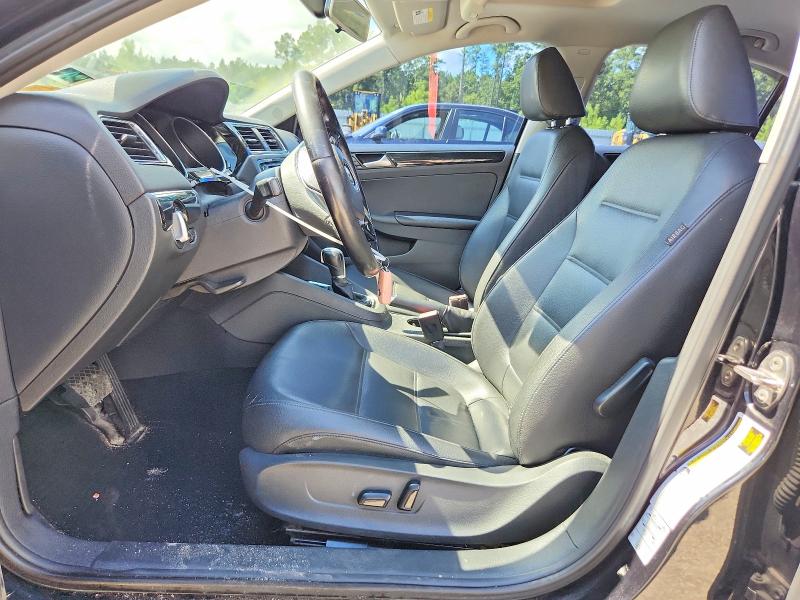 66907336 :رقم المزاد ، 3VWL17AJ0HM405369 vin ، 2017 Volkswagen Jetta مزاد بيع