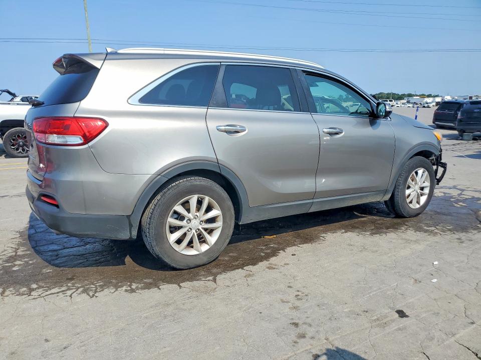 2017 Kia Sorento მანქანა იყიდება აუქციონზე, vin: 5XYPG4A58HG237305, აუქციონის ნომერი: 64373536