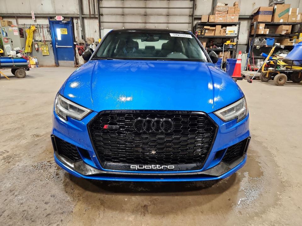 65298096 :رقم المزاد ، WUABWGFF6J1905112 vin ، 2018 Audi Rs3 مزاد بيع