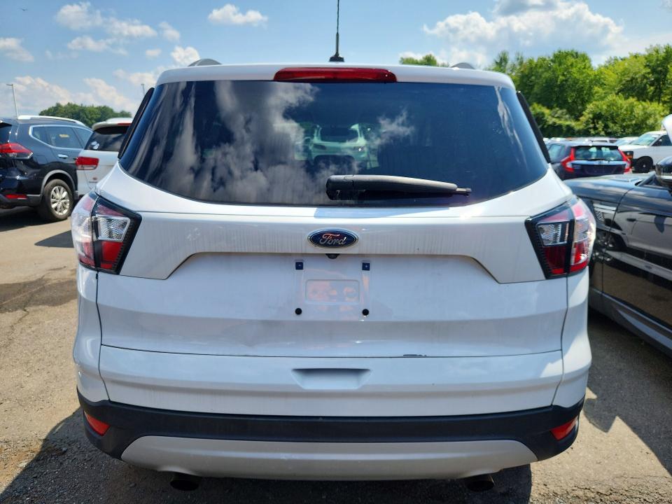 Продажа на аукционе авто 2018 Ford Escape, vin: 1FMCU9GD7JUD06312, номер лота: 65202826