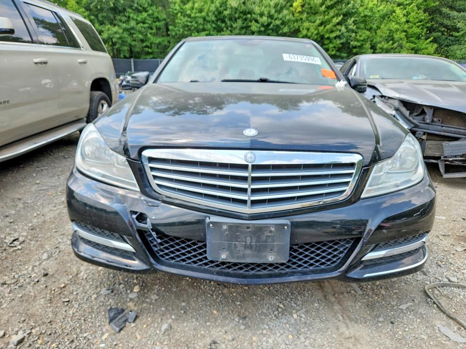 Продаж на аукціоні авто 2014 Mercedes-benz C, vin: WDDGF8ABXER304277, номер лоту: 63735996
