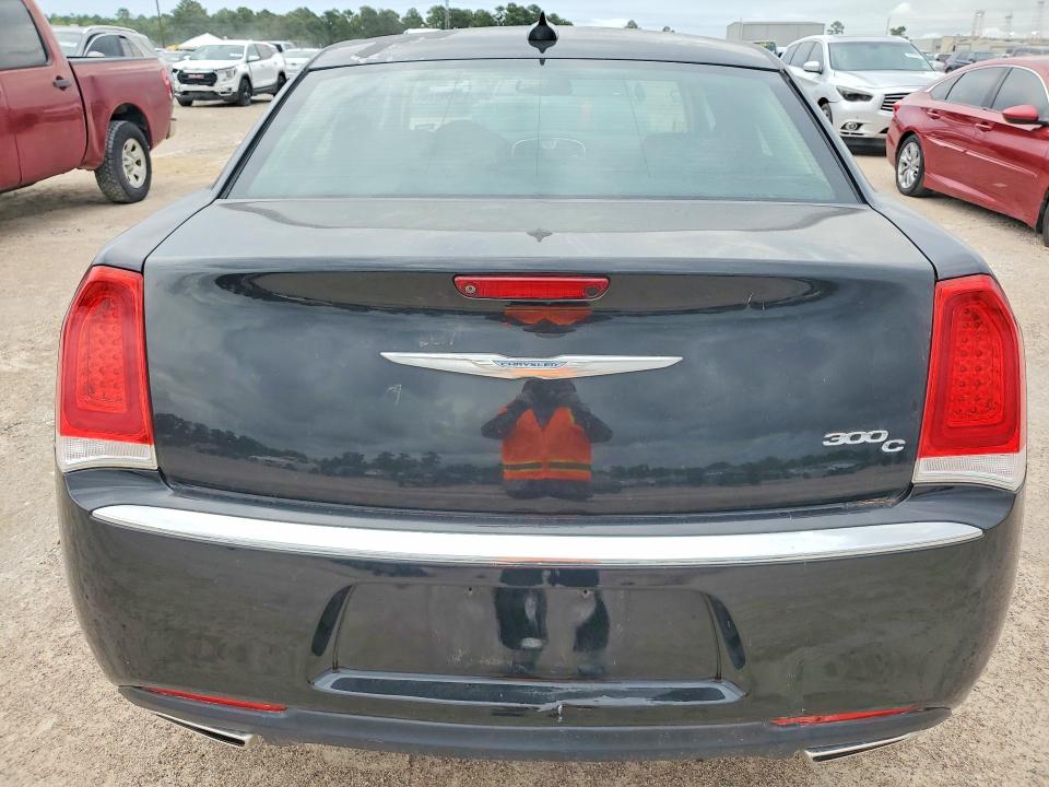64095726 :رقم المزاد ، 2C3CCAEG6FH779901 vin ، 2015 Chrysler 300c مزاد بيع