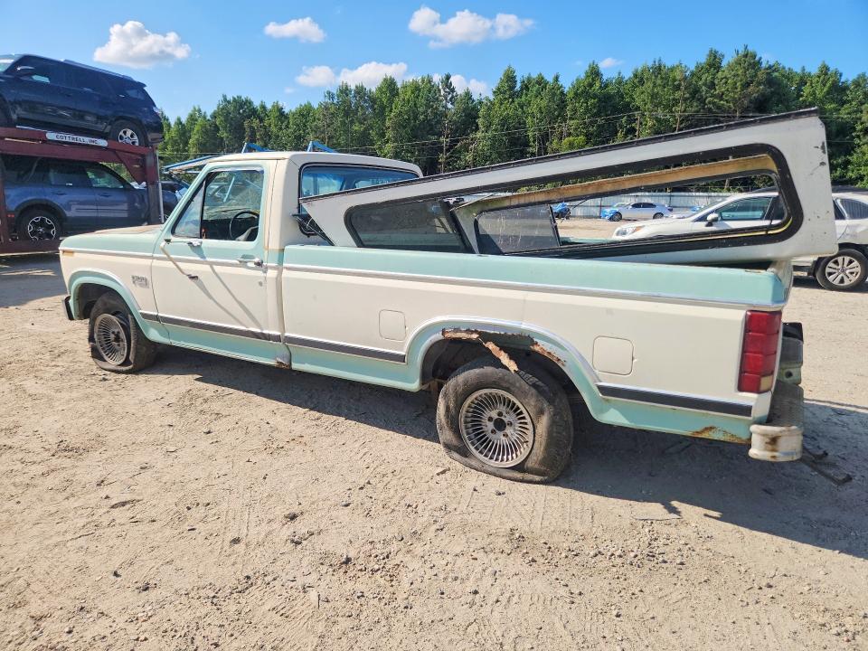 Продажа на аукционе авто 1982 Ford F100, vin: 1FTCF10E2CNA55585, номер лота: 63907346