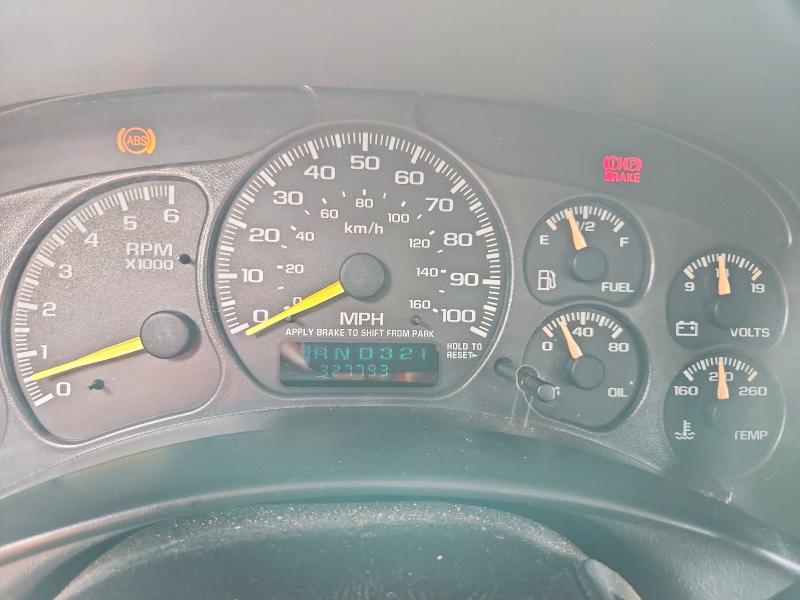 2000 Chevrolet Silverado მანქანა იყიდება აუქციონზე, vin: 2GCEC19T2Y1167881, აუქციონის ნომერი: 64331016