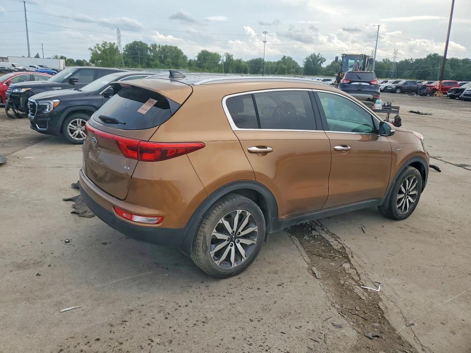 Продажа на аукционе авто 2017 Kia Sportage, vin: KNDPNCAC3H7146745, номер лота: 63646596