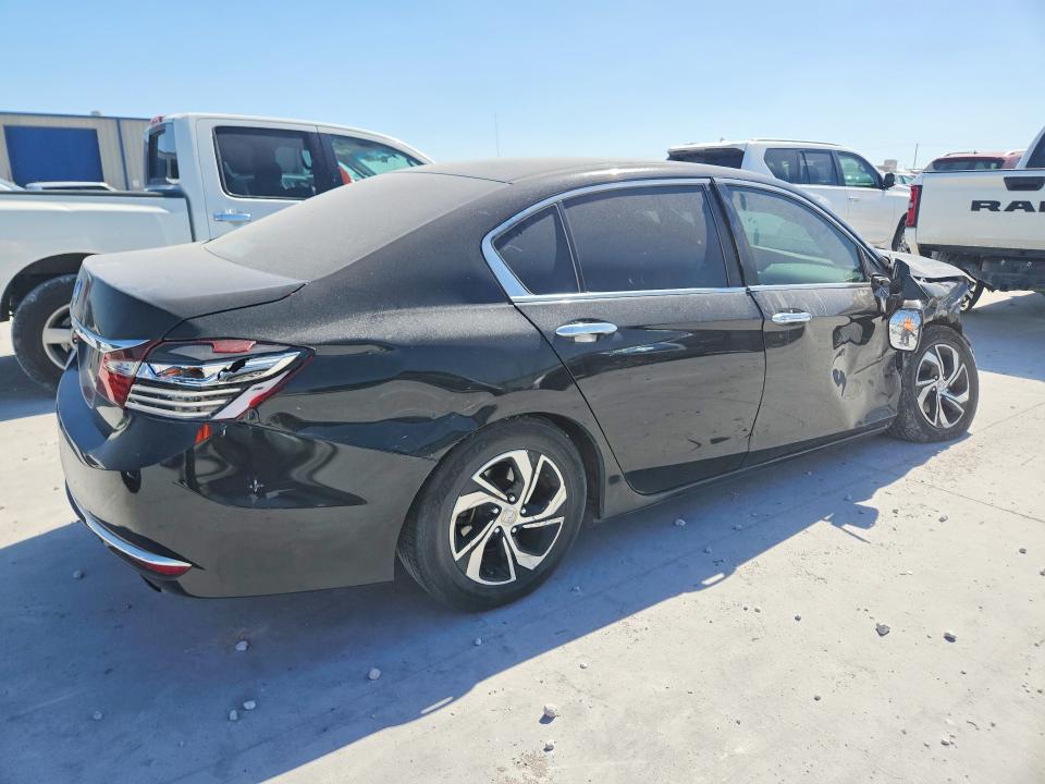 65189456 :رقم المزاد ، 1HGCR2F32HA011203 vin ، 2017 Honda Accord مزاد بيع