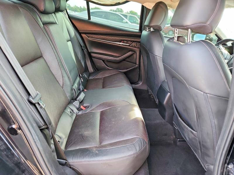 65400246 :رقم المزاد ، 3MZBPAEM7KM104326 vin ، 2019 Mazda 3 مزاد بيع