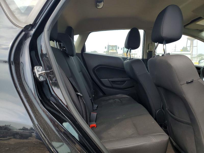 63847996 :رقم المزاد ، 3FADP4EJ1KM113323 vin ، 2019 Ford Fiesta مزاد بيع