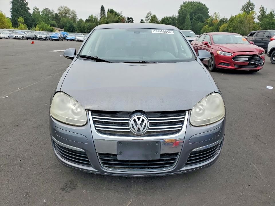 Auction sale of the 2005 Volkswagen New Jetta, vin: 3VWDT71KX5M636265, lot number: 66340646