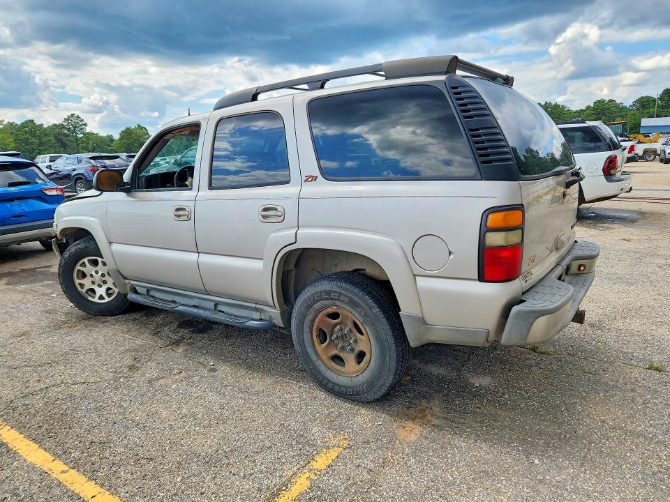 2004 Chevrolet Tahoe მანქანა იყიდება აუქციონზე, vin: 1GNEK13T44R220147, აუქციონის ნომერი: 63553456