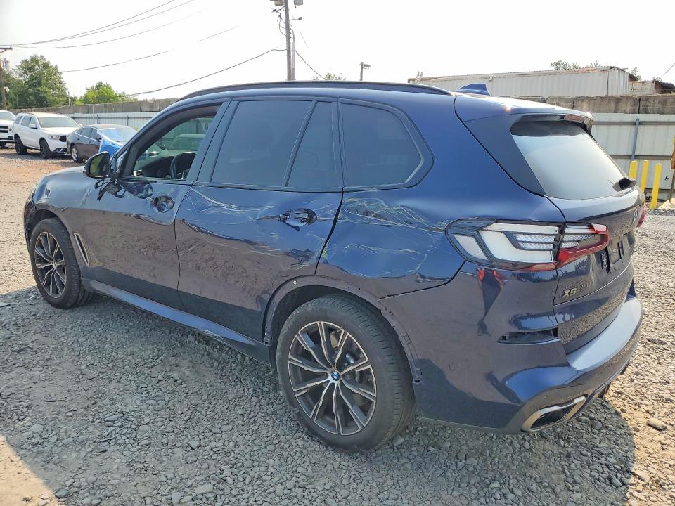 64038816 :رقم المزاد ، 5UXJU4C09M9G19825 vin ، 2021 Bmw X5 مزاد بيع
