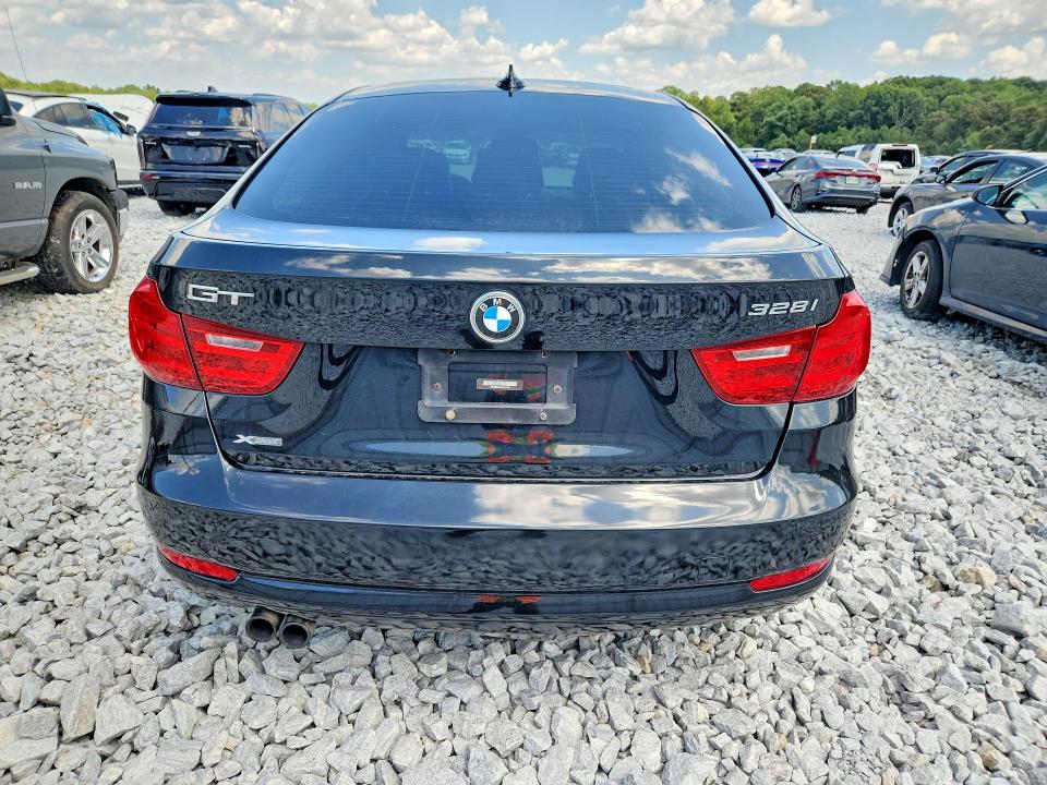 65489836 :رقم المزاد ، WBA8Z5C53FD672162 vin ، 2015 Bmw 328 مزاد بيع