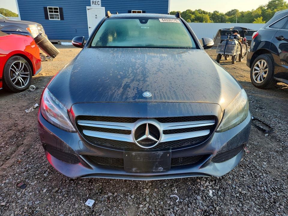 64930176 :رقم المزاد ، 55SWF4KB1FU050106 vin ، 2015 Mercedes-benz C مزاد بيع