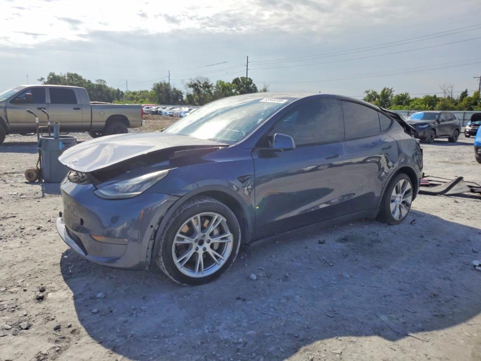 Продажа на аукционе авто 2020 Tesla Model Y, vin: 5YJYGDEE4LF047032, номер лота: 63948306