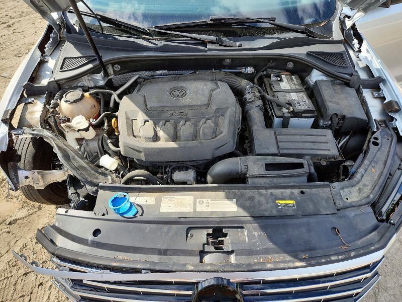 2018 Volkswagen Passat მანქანა იყიდება აუქციონზე, vin: 1VWAA7A31JC003604, აუქციონის ნომერი: 63708106