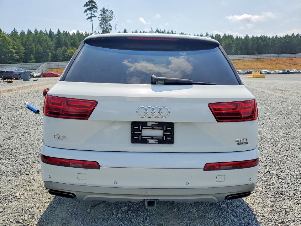 Продажа на аукционе авто 2017 Audi Q7, vin: WA1LAAF7XHD005001, номер лота: 66910446
