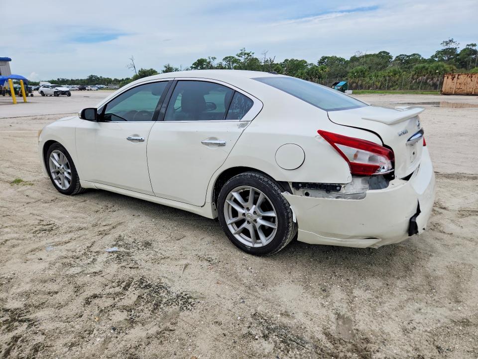 64020166 :رقم المزاد ، 1N4AA5AP3AC842847 vin ، 2010 Nissan Maxima مزاد بيع